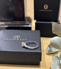 Ladda upp bild till gallerivisning, Ring 18k vitguld och diamanter 1ct, Schalins