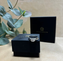 Ladda upp bild till gallerivisning, Diamantring i 18k vitguld, totalt 1,16ct