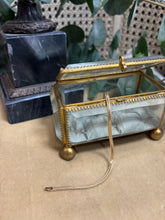 Ladda upp bild till gallerivisning, Armband, rävsvans i 18k guld, Balestra Italien
