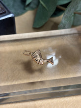 Ladda upp bild till gallerivisning, Berlock ”Nefertiti” 18k guld
