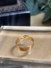 Ladda upp bild till gallerivisning, Antik ring, 18k guld. Gustaf Dahlgren 1892
