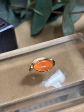 Ladda upp bild till gallerivisning, Caméhänge, 18kguld.
