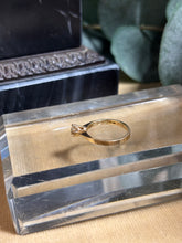 Ladda upp bild till gallerivisning, Enstensring, diamant 0,32ct. 18k guld, 1988
