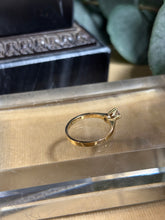 Ladda upp bild till gallerivisning, Enstensring, diamant 0,32ct. 18k guld, 1988
