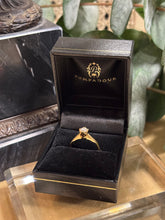 Ladda upp bild till gallerivisning, Enstensring, diamant 0,32ct. 18k guld, 1988
