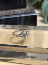 Ladda upp bild till gallerivisning, Juvelsring 18k vitguld. Diamanter 0,68ct
