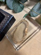 Ladda upp bild till gallerivisning, X-länk armband 18k. Hedens 1965
