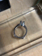 Ladda upp bild till gallerivisning, Ring 18k vitguld, Edo’S Guldbutik 2008
