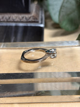 Ladda upp bild till gallerivisning, Ring 18k vitguld, Edo’S Guldbutik 2008

