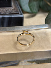 Ladda upp bild till gallerivisning, Haloring 18k guld. Diamanter 0,48ct

