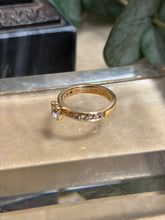 Ladda upp bild till gallerivisning, Ring 18k guld, Schalins ”Gnistra” 0,80ct
